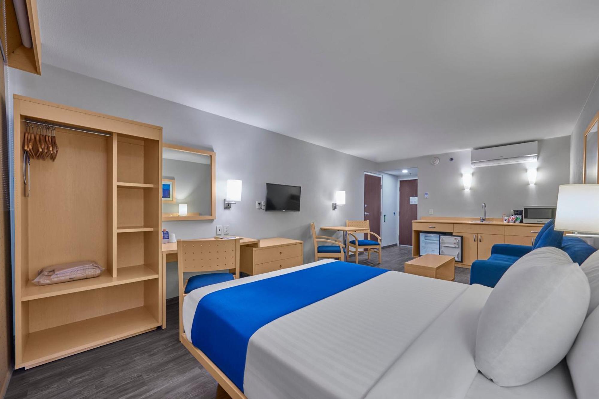 City Express By Marriott Aguascalientes Sur Exterior photo