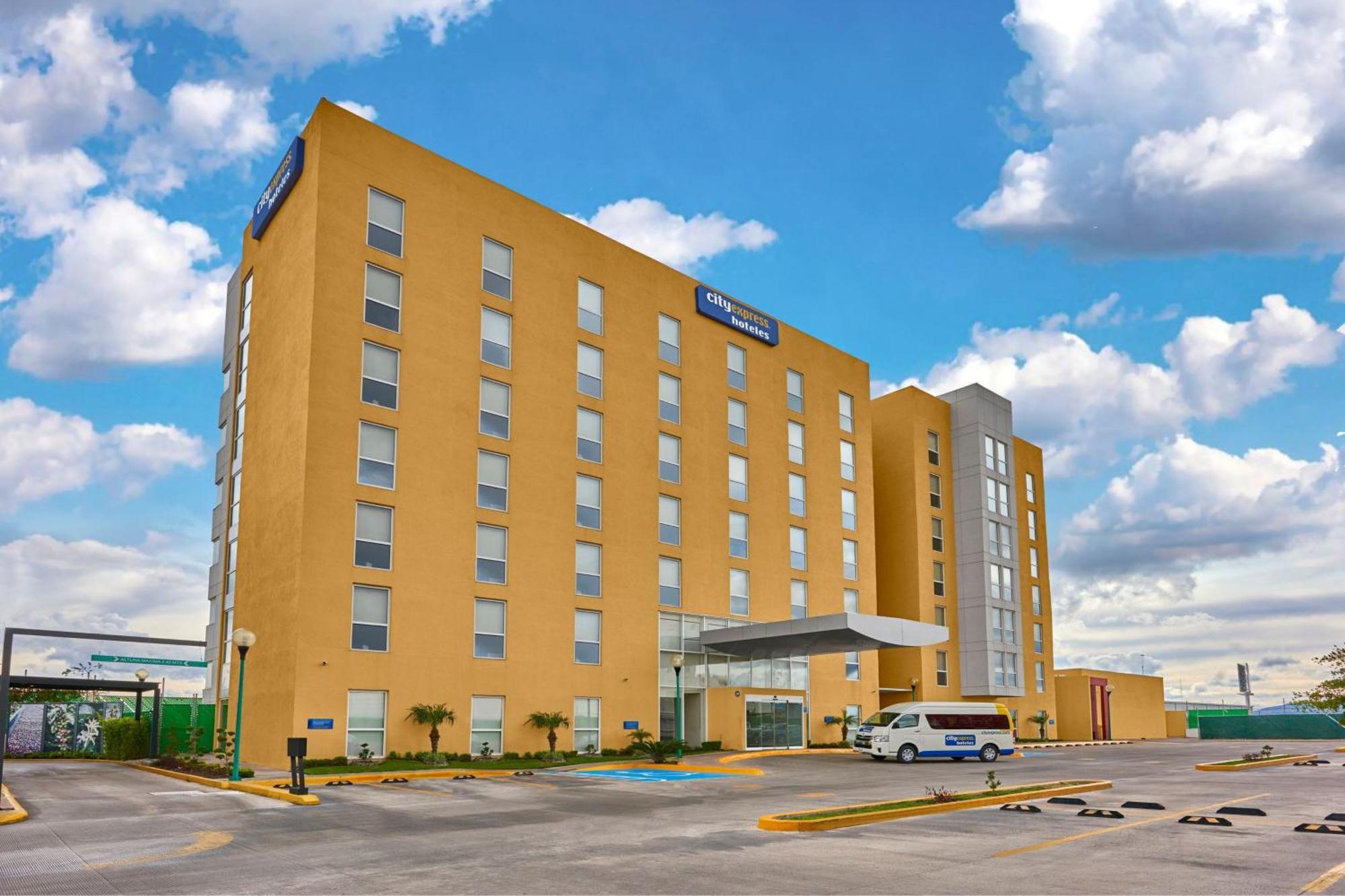 City Express By Marriott Aguascalientes Sur Exterior photo