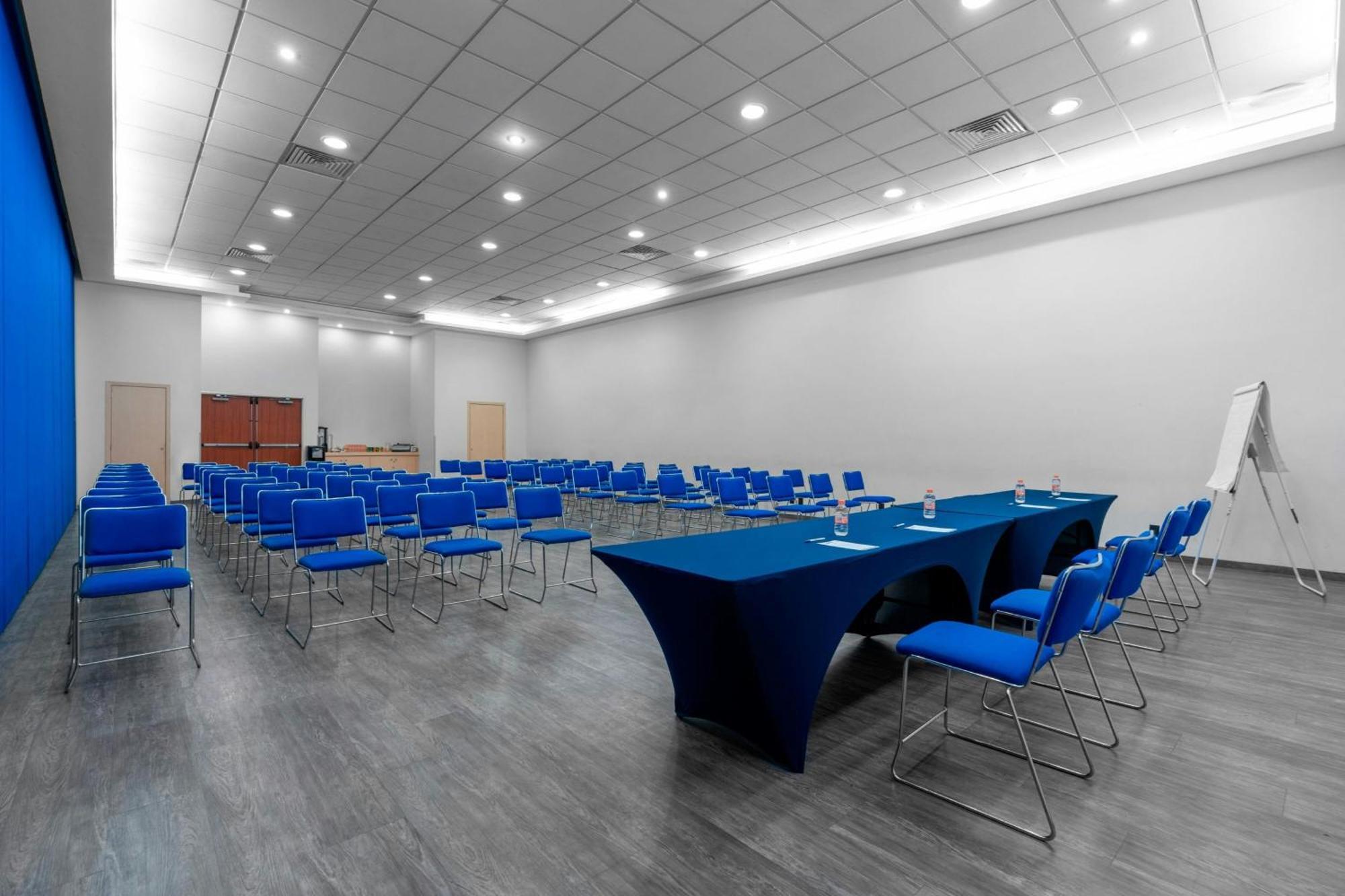 City Express By Marriott Aguascalientes Sur Exterior photo
